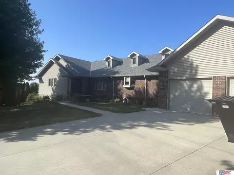 206 Seminary St, Stromsburg, NE 68666