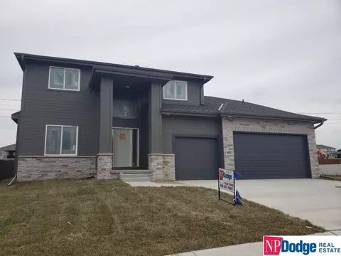18441 Meredith Ave, Elkhorn, NE 68022