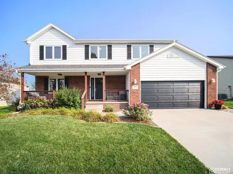 2806 Oshea Dr, Lincoln, NE 68516