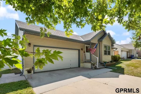 610 E 9th St, Malvern, IA 51551 photo 2