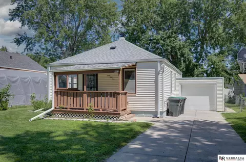 6051 S 36th Ave, Omaha, NE 68107