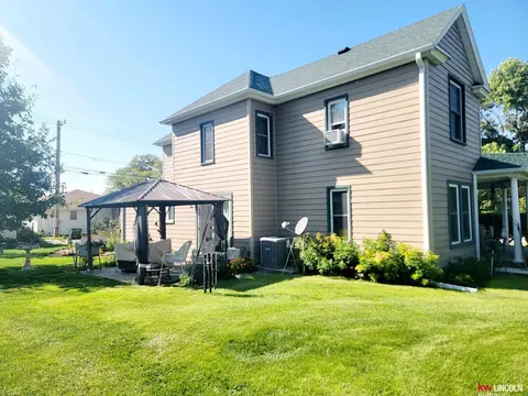 601 S Saunders Ave, Sutton, NE 68979 photo 3