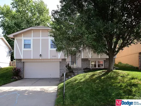 6129 N 109 St, Omaha, NE 68164