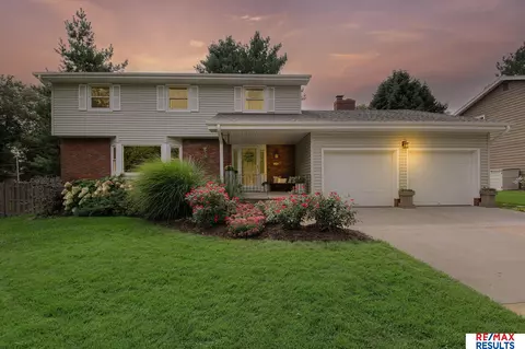12405 Hickory Rd, Omaha, NE 68144