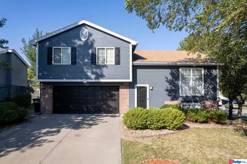6622 N 112th Ave, Omaha, NE 68164