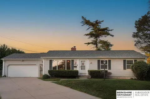 771 N 74th Cir, Omaha, NE 68114