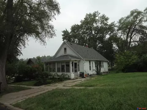 4118 N 37 St, Omaha, NE 68111