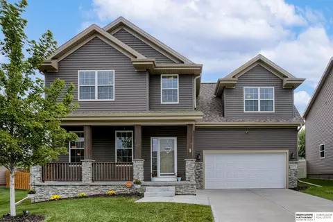 7211 S 184 St, Omaha, NE 68136