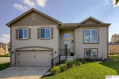 14201 Iowa St, Omaha, NE 68142