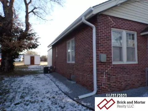 108 S 12th St, Beatrice, NE 68310 photo 2