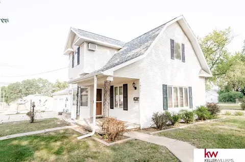 1411 N Kansas St, Superior, NE 68978