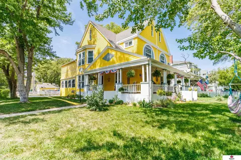 701 N 9th St, Beatrice, NE 68310