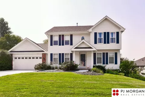15817 N Cir, Omaha, NE 68135