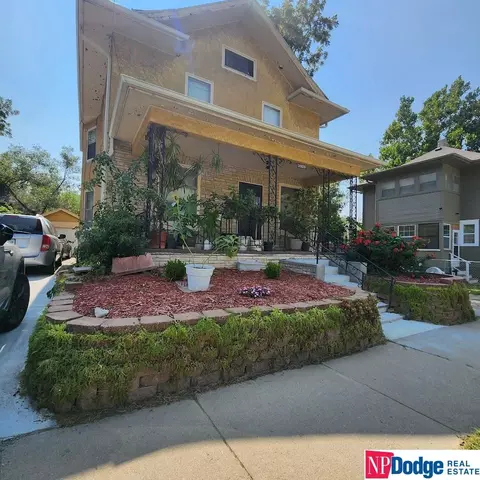 3325 Charles St, Omaha, NE 68131