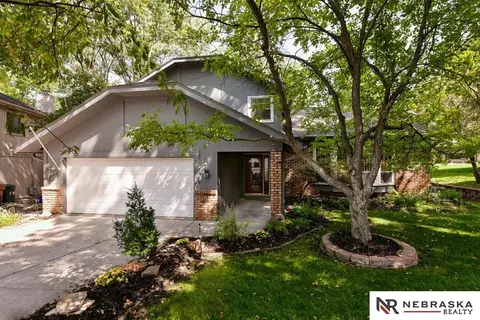 509 Laurel Dr, Bellevue, NE 68005