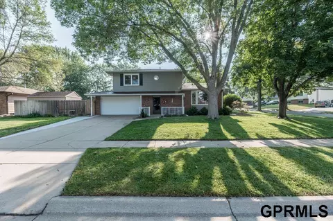 600 Sunny Slope Rd, Lincoln, NE 68505