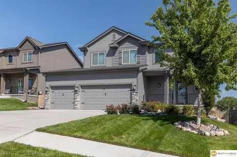 8151 S 188 St, Gretna, NE 68136