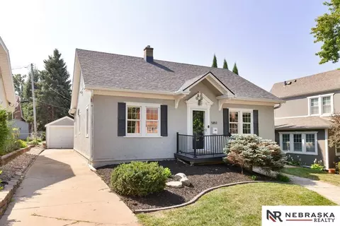 5851 William St, Omaha, NE 68106