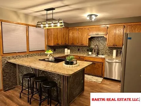 1717 S 5th St S, Beatrice, NE 68310 photo 2