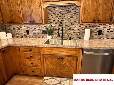1717 S 5th St S, Beatrice, NE 68310 photo 3