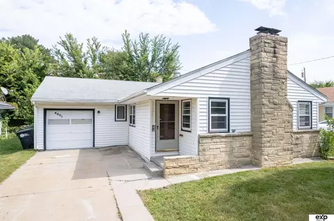 4401 N 53 St, Omaha, NE 68104