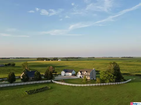 10506 Co Rd P17, Arlington, NE 68002