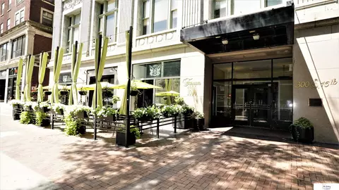 300 S 16 St #601, Omaha, NE 68102