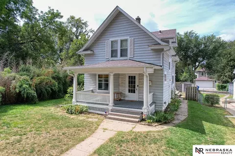 1635 S 21st St, Lincoln, NE 68502