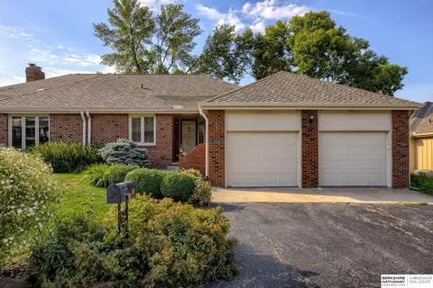 12019 Jefferson Plz, Omaha, NE 68137