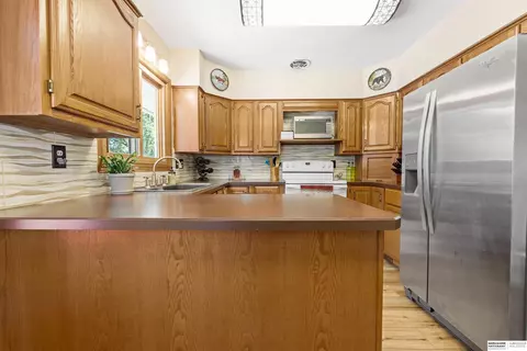 305 Summit St, Leshara, NE 68064 photo 12