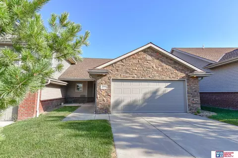 3746 Pablo Ln, Lincoln, NE 68516
