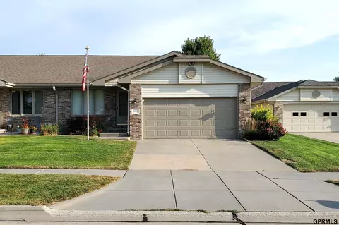 2304 Lynnridge Pl, Lincoln, NE 68521