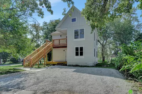 2781 Alpha St, Lincoln, NE 68502