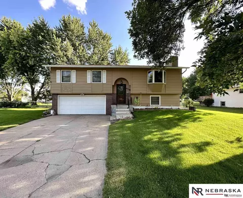 4255 Texas Ave, Grand Island, NE 68803