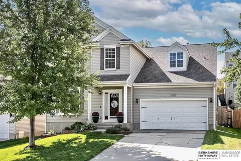 14863 Young St, Bennington, NE 68007