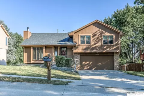 12756 Laurel Ave, Omaha, NE 68164