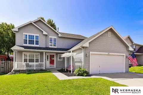 2801 Rahn Blvd, Bellevue, NE 68123