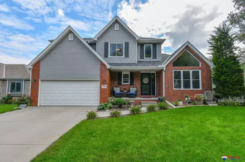 7210 S 32nd St, Lincoln, NE 68516