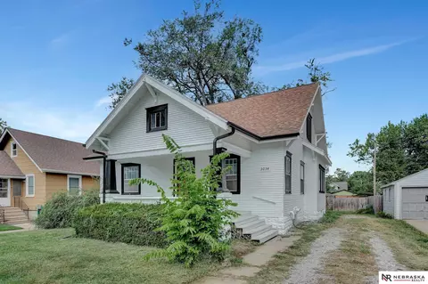 3034 Orchard St, Lincoln, NE 68503