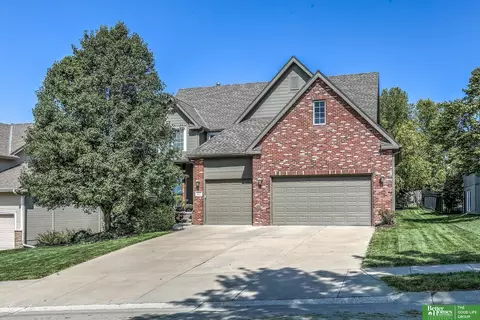 17304 Madison St, Omaha, NE 68135