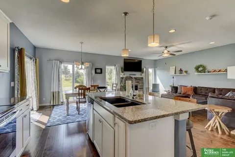 10823 Cimarron St, Papillion, NE 68046 photo 24