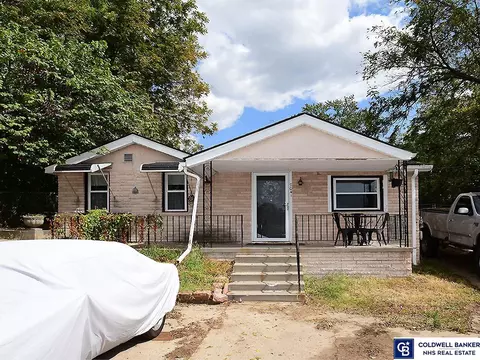 7041 S 43rd St, Bellevue, NE 68147