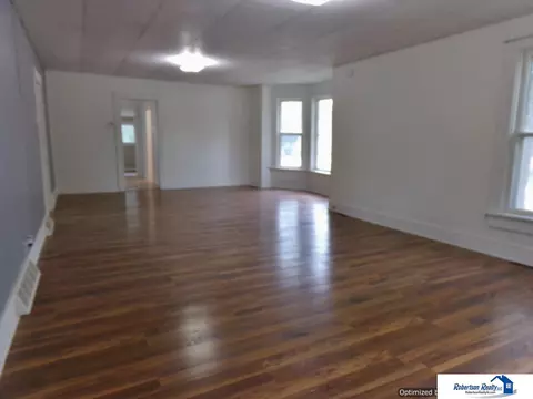 1601 High St, Beatrice, NE 68310 photo 3