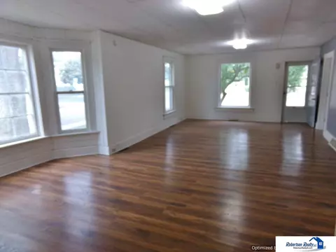 1601 High St, Beatrice, NE 68310 photo 4
