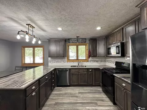 447 Carroll St, Bruning, NE 68322 photo 2