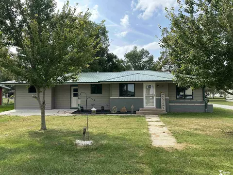 447 Carroll St, Bruning, NE 68322