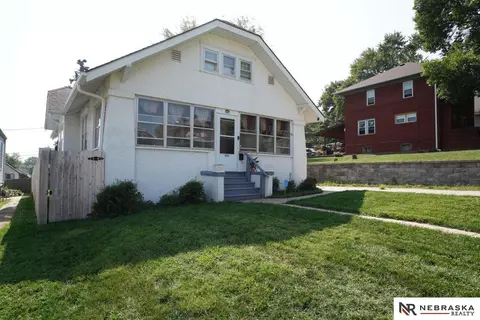 3029 Titus Ave, Omaha, NE 68112