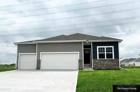 5418 N 186 St, Elkhorn, NE 68022