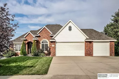 7030 N 162 St, Bennington, NE 68007