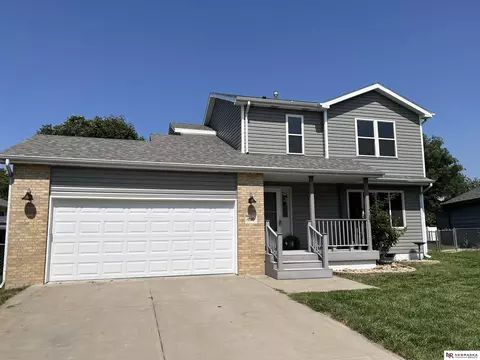 1820 Meadowlark Cir, Lincoln, NE 68521